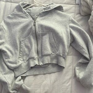 h&m cropped hoodie